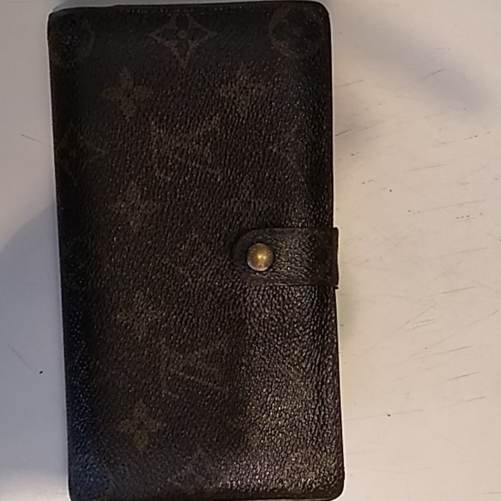 Authentic Louis Vuitton Wallet